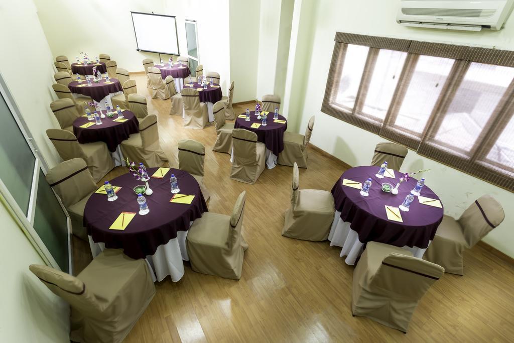Hm Suites & Studios Bangalore Dış mekan fotoğraf